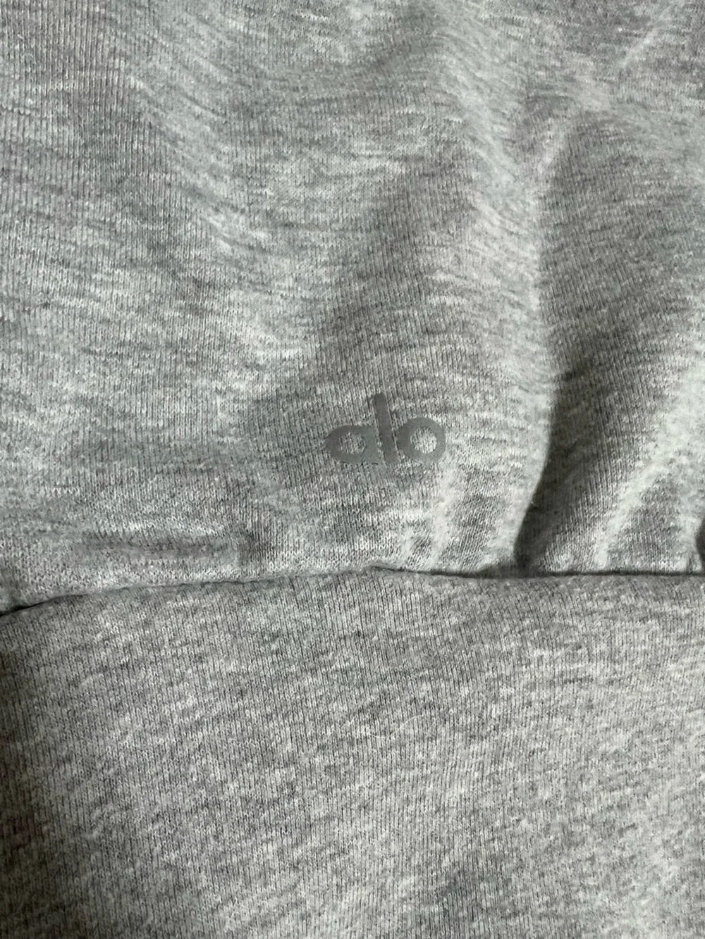 ALO Yoga cropped quarter